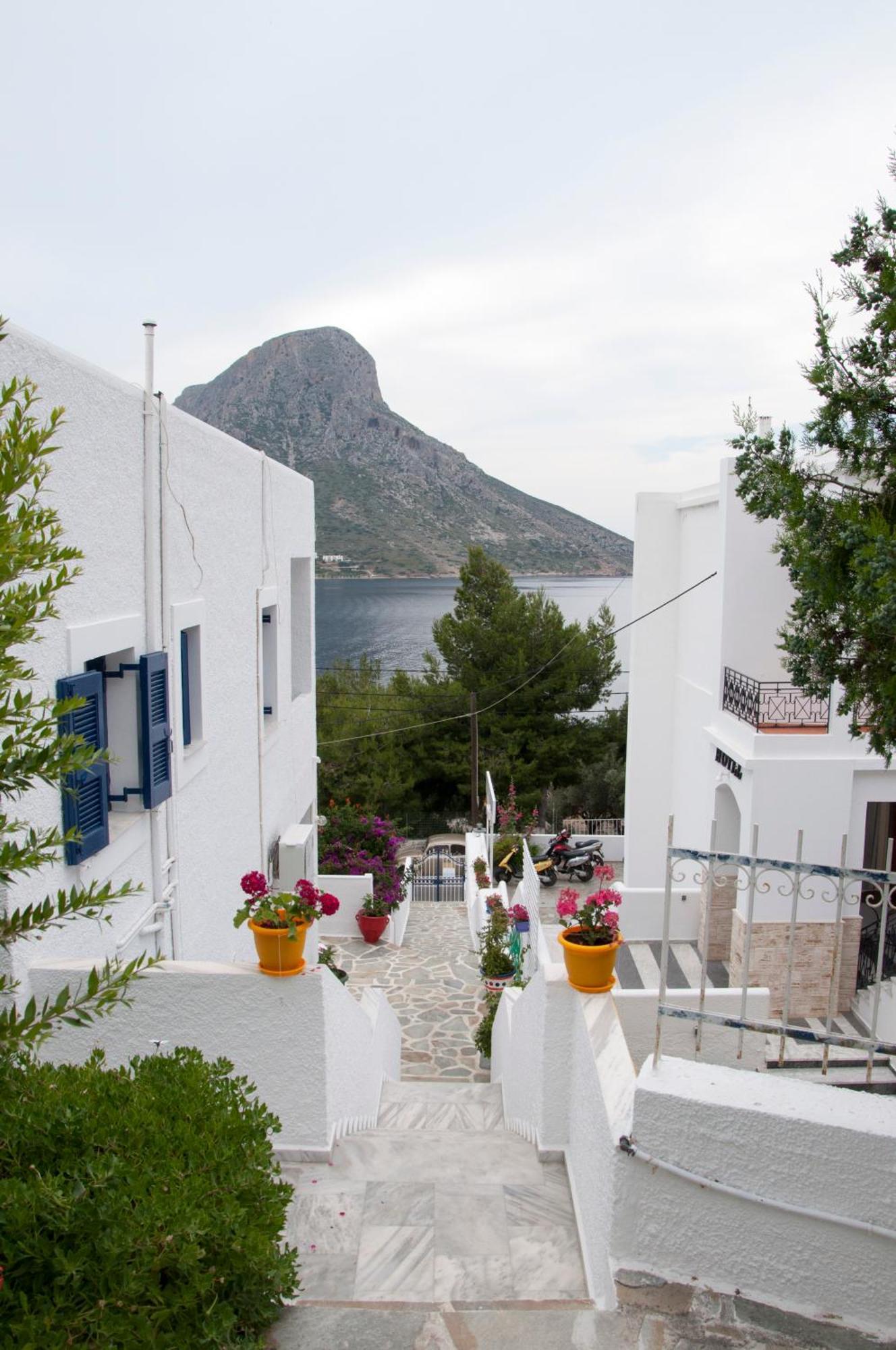 Tatsis Apartments Masouri Exterior foto