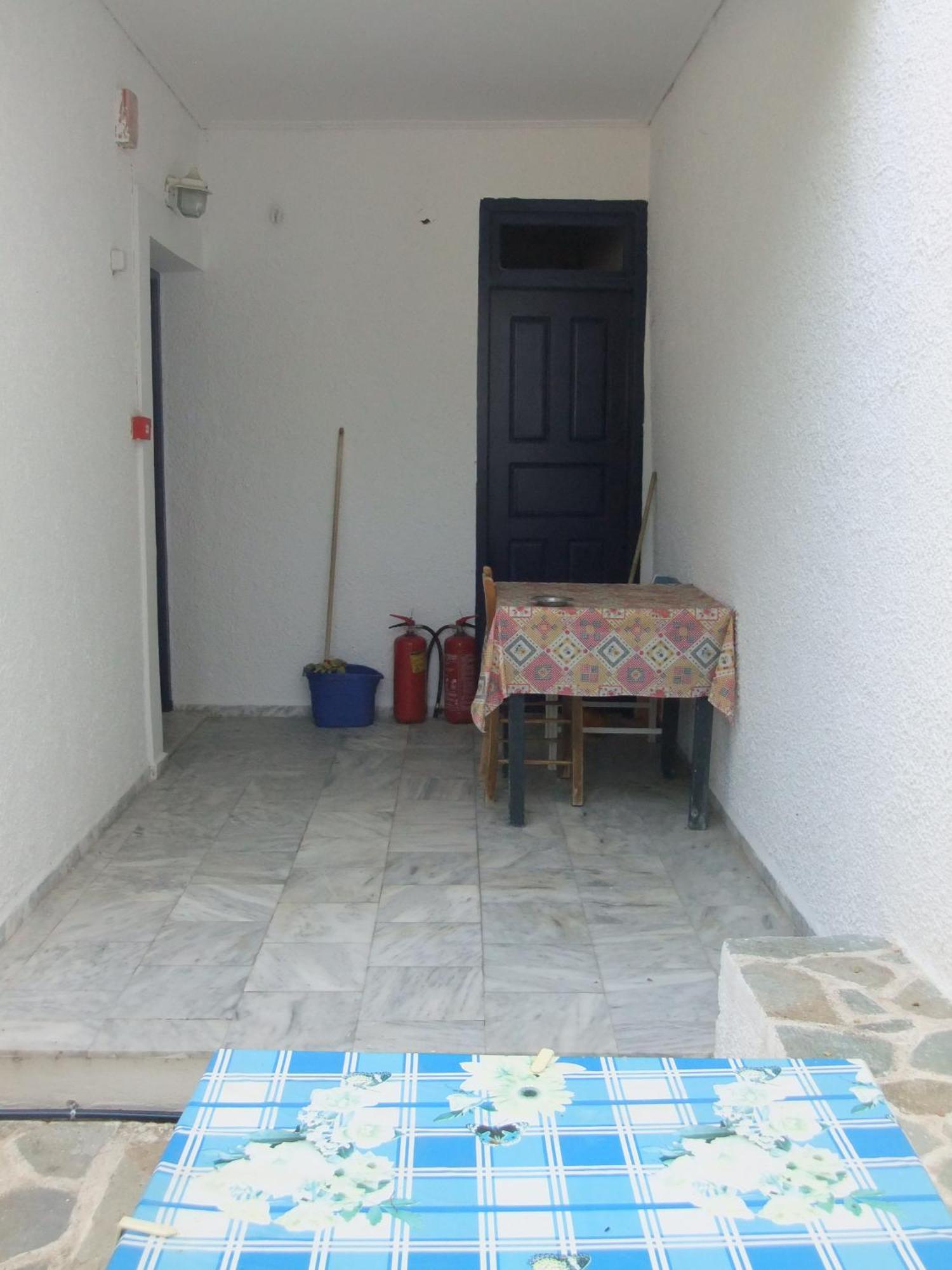 Tatsis Apartments Masouri Habitación foto